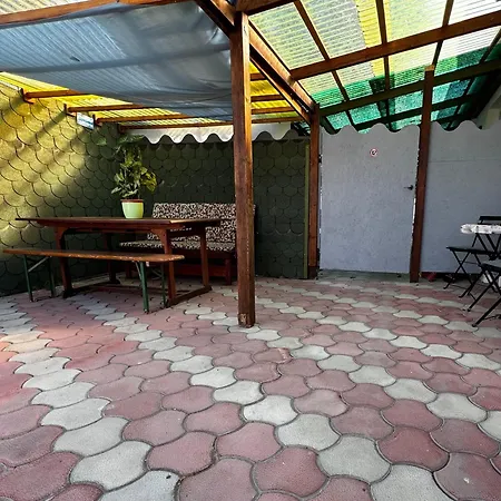 Kinizsi House *